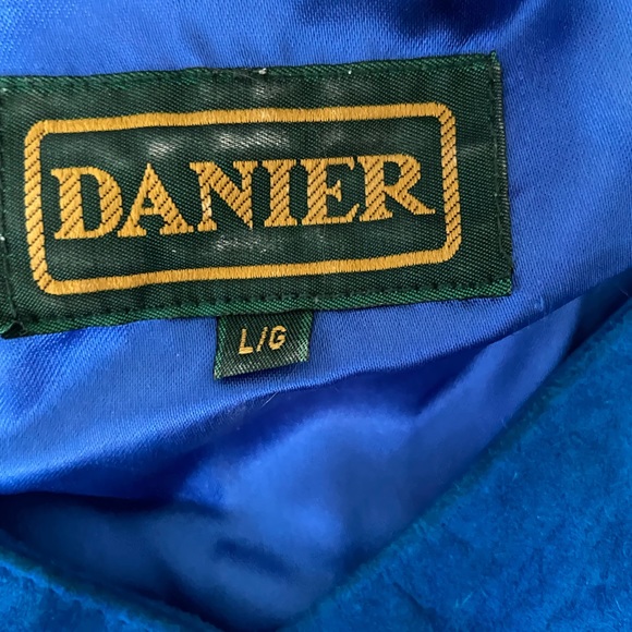 DANIER Vintage Blue 2-Piece Suede Suit - Picture 6 of 11